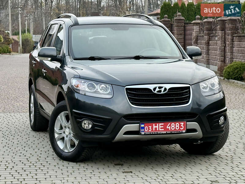 Внедорожник / Кроссовер Hyundai Santa FE 2012 в Ровно