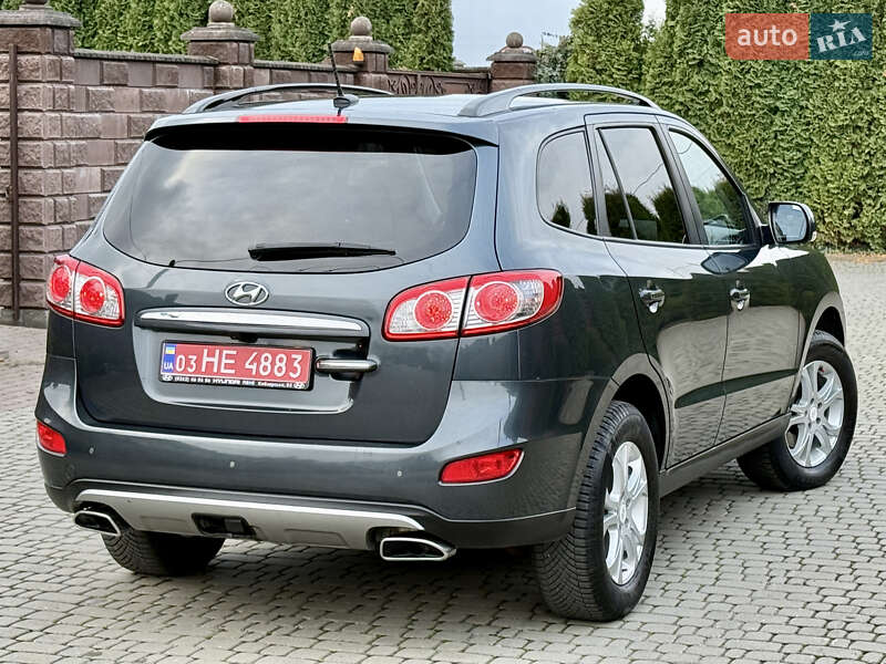 Внедорожник / Кроссовер Hyundai Santa FE 2012 в Ровно