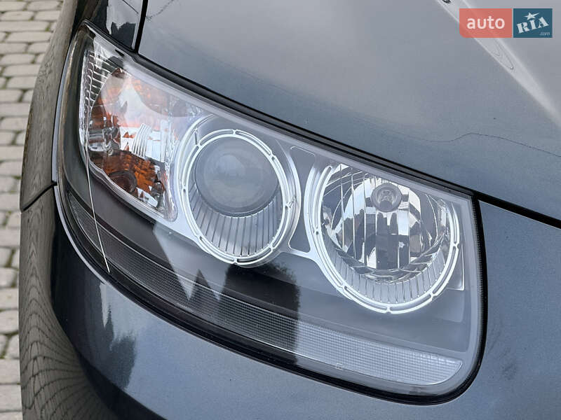 Внедорожник / Кроссовер Hyundai Santa FE 2012 в Ровно