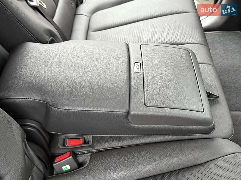 Внедорожник / Кроссовер Hyundai Santa FE 2012 в Ровно