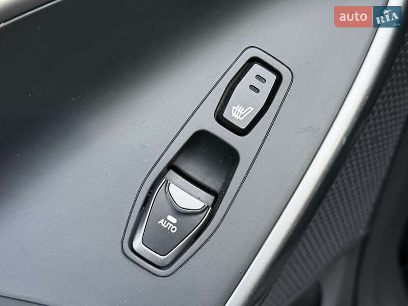 Внедорожник / Кроссовер Hyundai Santa FE 2014 в Ровно