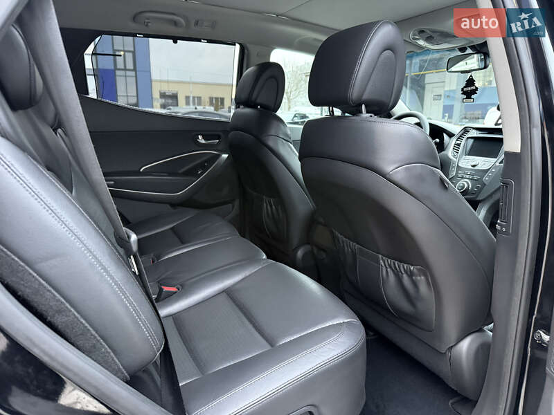 Внедорожник / Кроссовер Hyundai Santa FE 2014 в Ровно