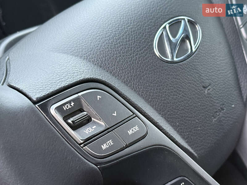 Внедорожник / Кроссовер Hyundai Santa FE 2014 в Ровно