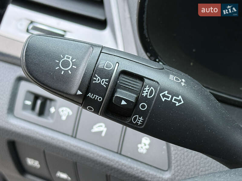 Внедорожник / Кроссовер Hyundai Santa FE 2014 в Ровно