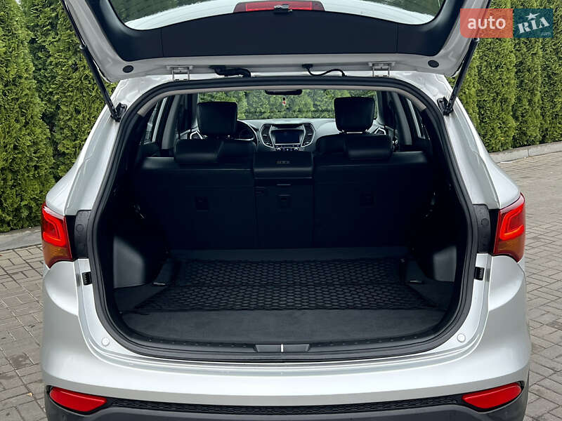 Внедорожник / Кроссовер Hyundai Santa FE 2015 в Черкассах