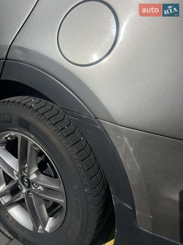 Позашляховик / Кросовер Hyundai Santa FE 2016 в Херсоні