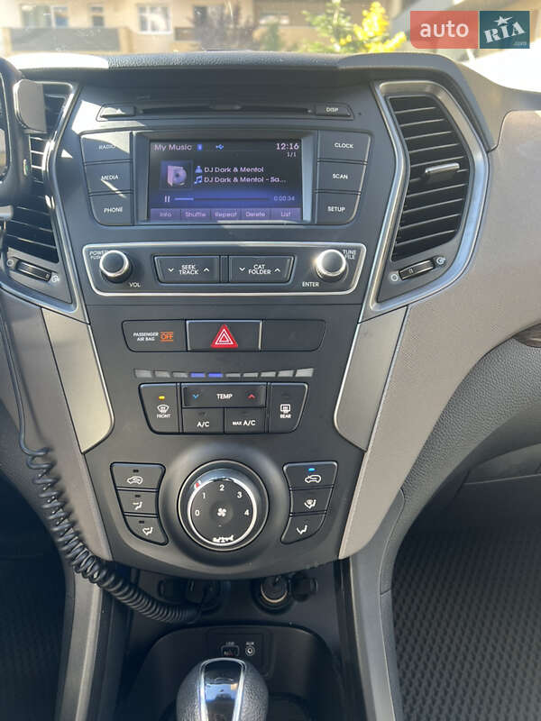 Позашляховик / Кросовер Hyundai Santa FE 2016 в Херсоні