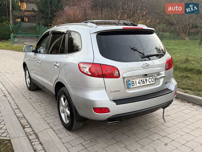 Позашляховик / Кросовер Hyundai Santa FE 2009 в Львові