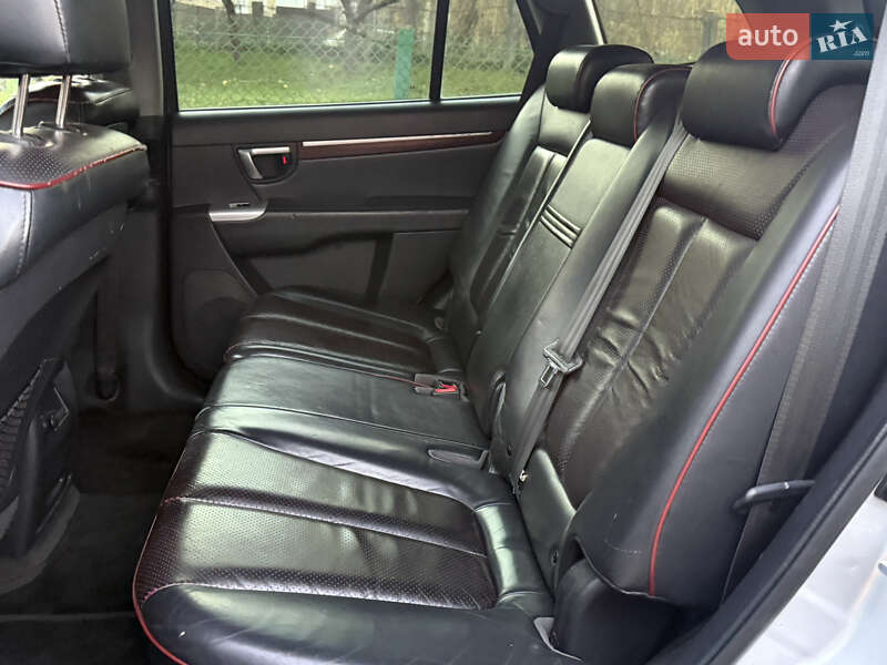 Позашляховик / Кросовер Hyundai Santa FE 2009 в Львові