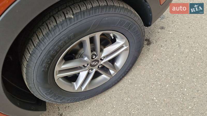 Позашляховик / Кросовер Hyundai Santa FE 2016 в Миколаєві