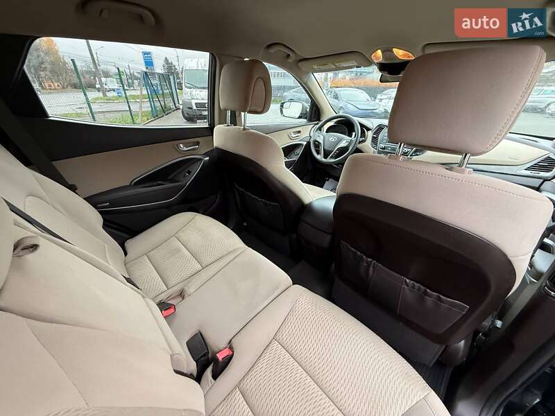 Внедорожник / Кроссовер Hyundai Santa FE 2017 в Луцке