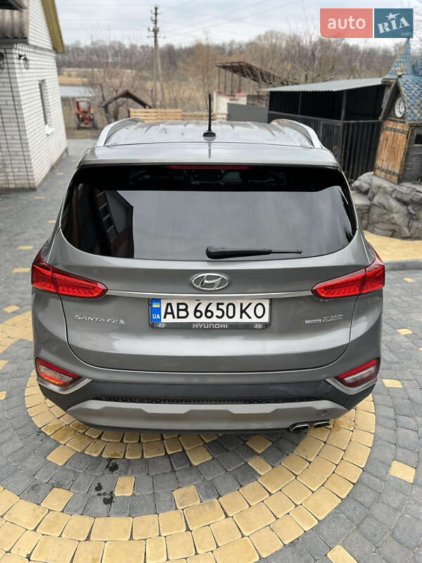 Внедорожник / Кроссовер Hyundai Santa FE 2019 в Виннице