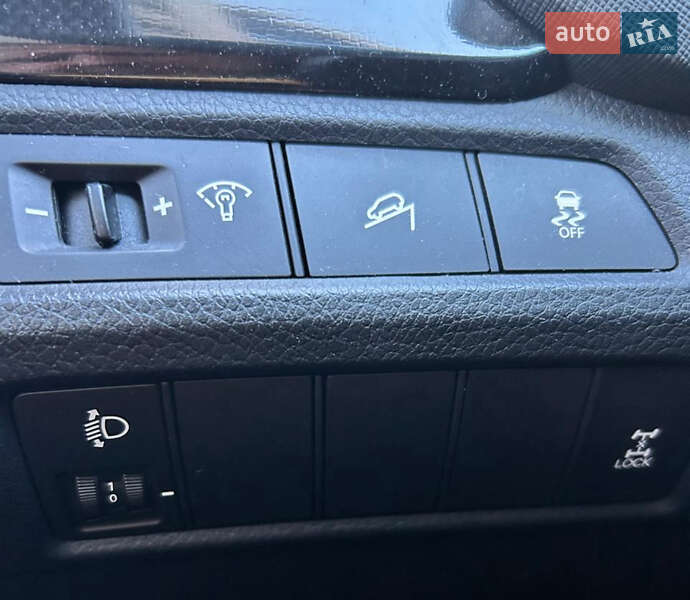 Внедорожник / Кроссовер Hyundai Santa FE 2015 в Львове фото 11 Внедорожник / Кроссовер Hyundai Santa FE 2015 в Львове
