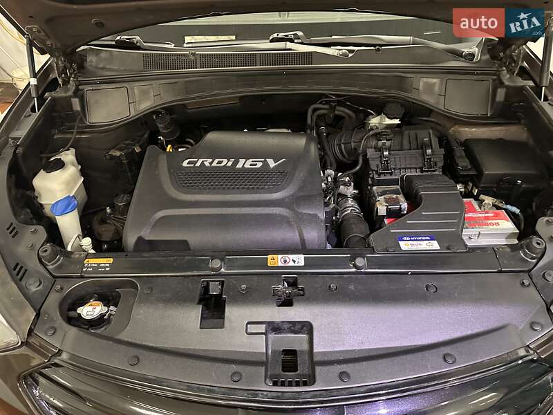 Внедорожник / Кроссовер Hyundai Santa FE 2017 в Харькове фото 27 Внедорожник / Кроссовер Hyundai Santa FE 2017 в Харькове