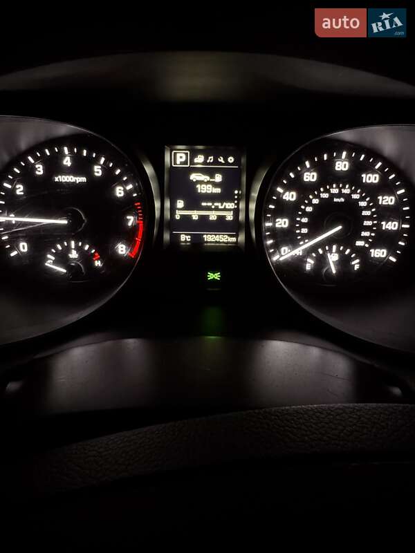 Позашляховик / Кросовер Hyundai Santa FE 2016 в Запоріжжі фото 11 Позашляховик / Кросовер Hyundai Santa FE 2016 в Запоріжжі