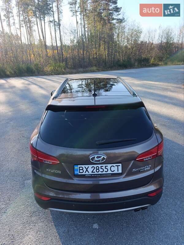 Внедорожник / Кроссовер Hyundai Santa FE 2015 в Полонном