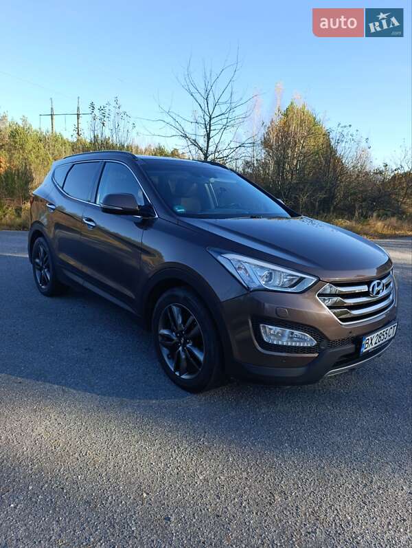 Внедорожник / Кроссовер Hyundai Santa FE 2015 в Полонном