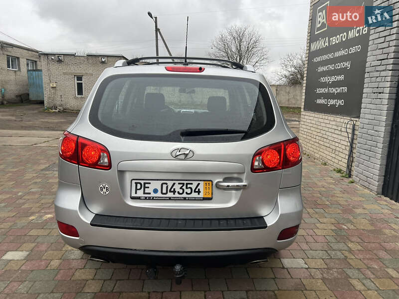 Внедорожник / Кроссовер Hyundai Santa FE 2009 в Нововолынске