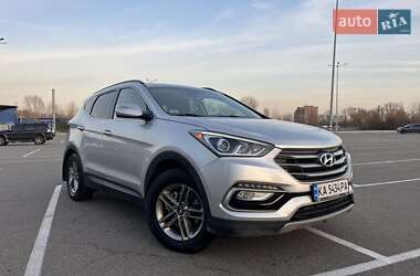 Внедорожник / Кроссовер Hyundai Santa FE 2017 в Киеве