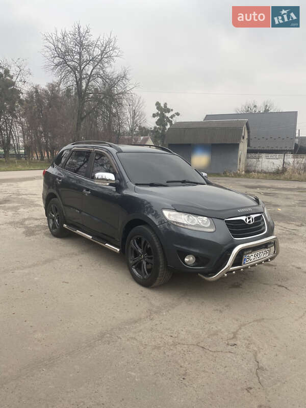 Позашляховик / Кросовер Hyundai Santa FE 2011 в Львові