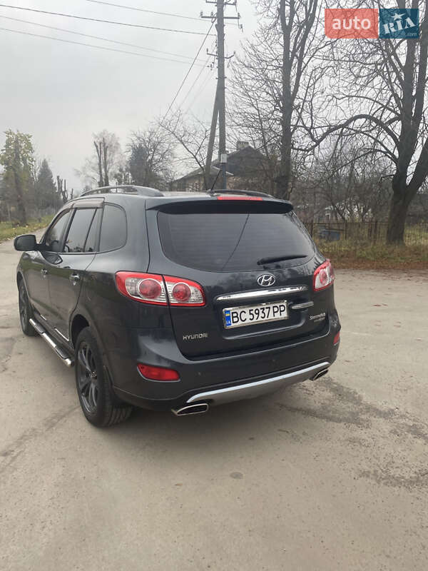 Позашляховик / Кросовер Hyundai Santa FE 2011 в Львові