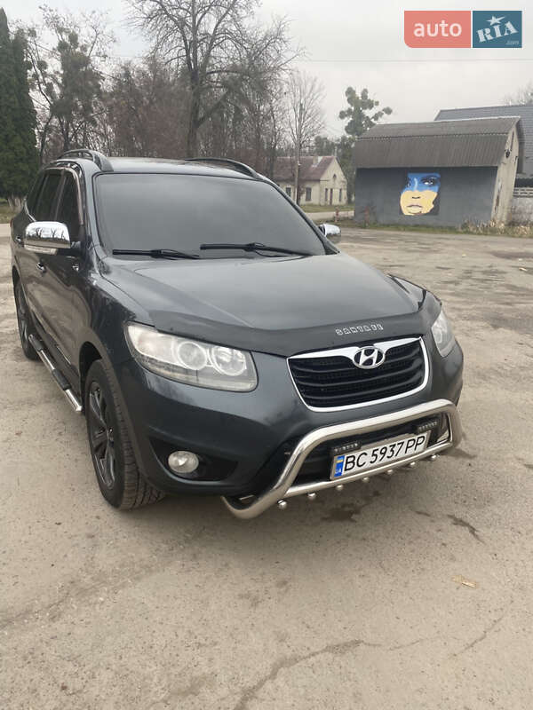 Позашляховик / Кросовер Hyundai Santa FE 2011 в Львові