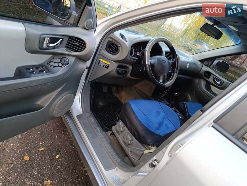 Позашляховик / Кросовер Hyundai Santa FE 2005 в Запоріжжі