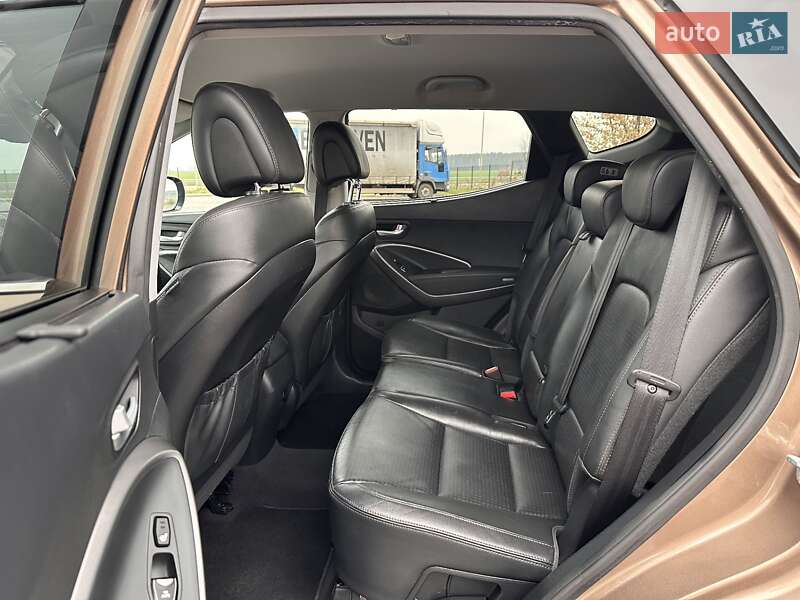 Внедорожник / Кроссовер Hyundai Santa FE 2013 в Радивилове