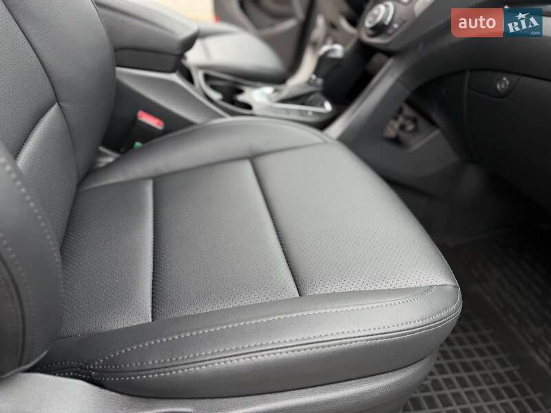 Внедорожник / Кроссовер Hyundai Santa FE 2017 в Виннице