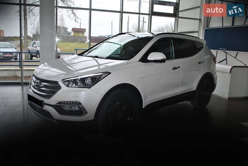 Внедорожник / Кроссовер Hyundai Santa FE 2017 в Ровно