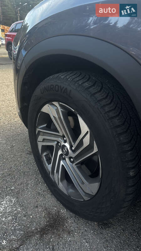 Внедорожник / Кроссовер Hyundai Santa FE 2022 в Киеве