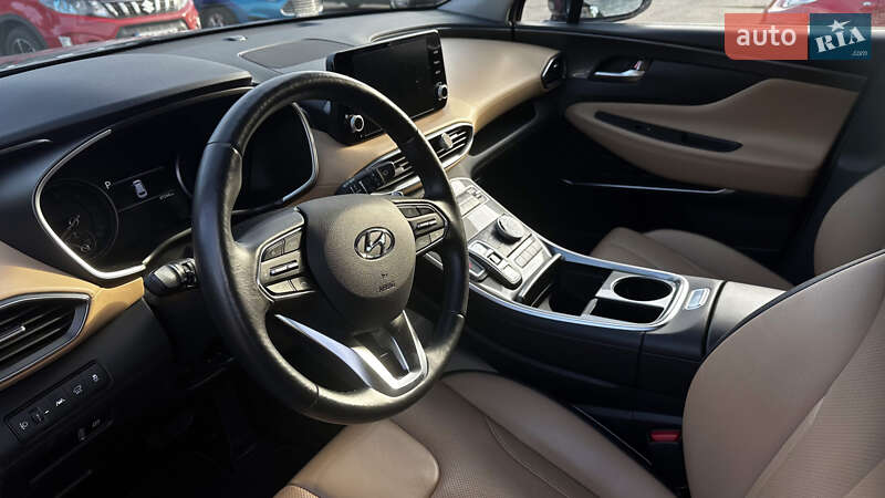 Внедорожник / Кроссовер Hyundai Santa FE 2022 в Киеве