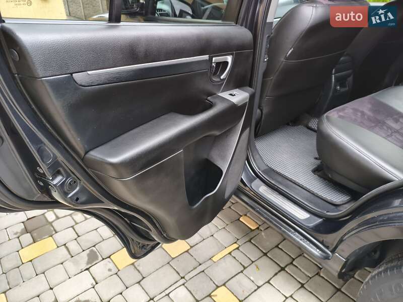 Внедорожник / Кроссовер Hyundai Santa FE 2007 в Виннице