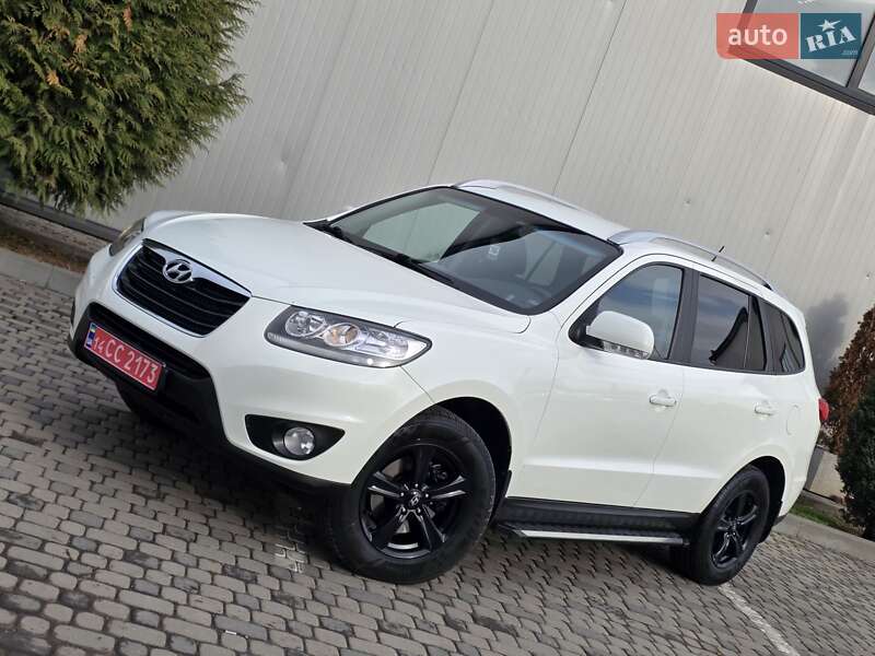 Внедорожник / Кроссовер Hyundai Santa FE 2011 в Ивано-Франковске