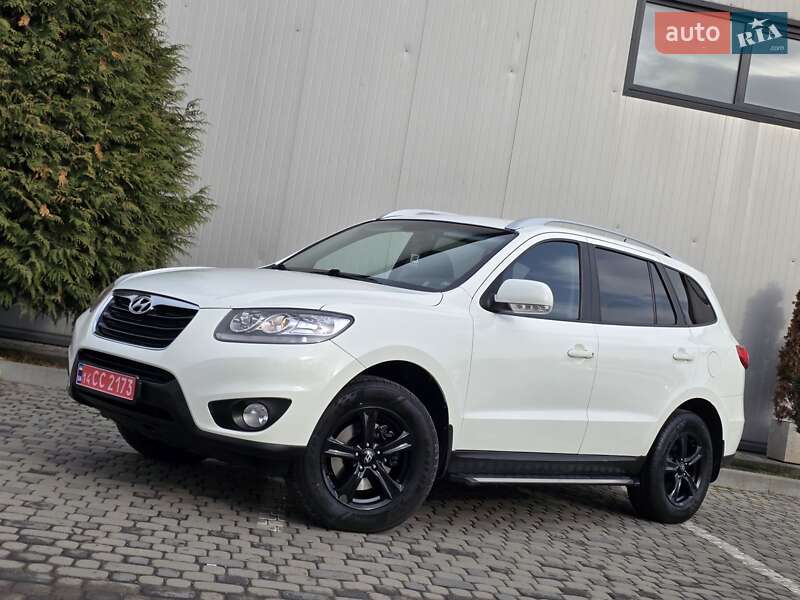 Внедорожник / Кроссовер Hyundai Santa FE 2011 в Ивано-Франковске