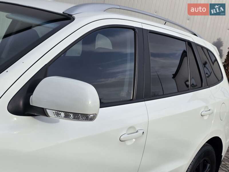 Внедорожник / Кроссовер Hyundai Santa FE 2011 в Ивано-Франковске