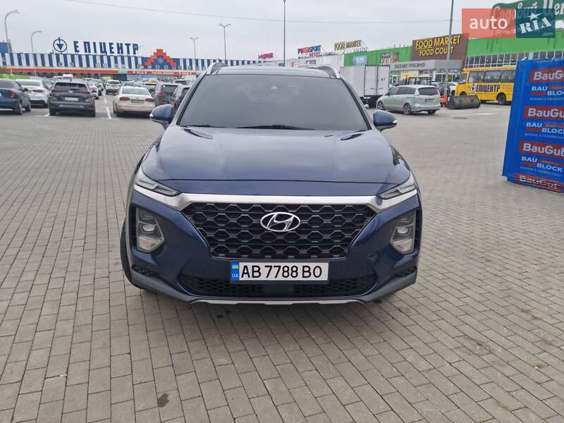 Позашляховик / Кросовер Hyundai Santa FE 2018 в Вінниці