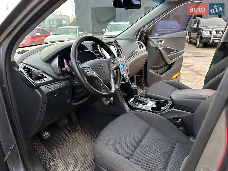 Позашляховик / Кросовер Hyundai Santa FE 2015 в Дніпрі