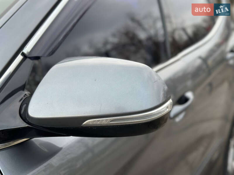 Позашляховик / Кросовер Hyundai Santa FE 2015 в Дніпрі