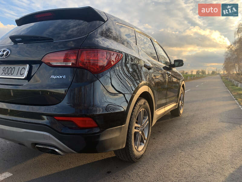 Внедорожник / Кроссовер Hyundai Santa FE 2016 в Броварах