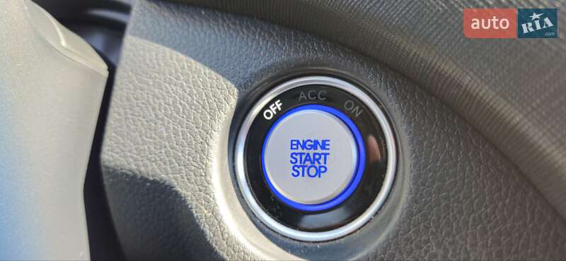 Внедорожник / Кроссовер Hyundai Santa FE 2017 в Тернополе