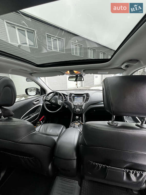 Внедорожник / Кроссовер Hyundai Santa FE 2013 в Киеве
