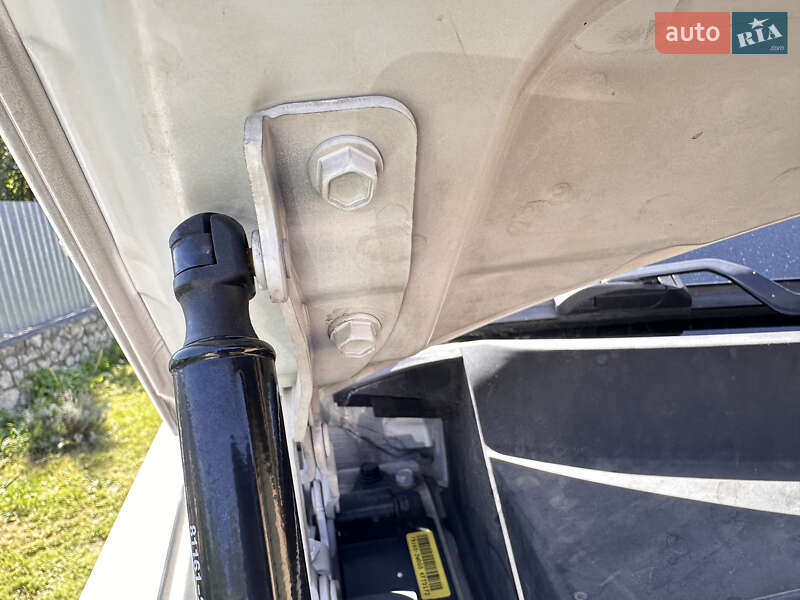 Внедорожник / Кроссовер Hyundai Santa FE 2016 в Тернополе