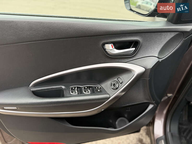 Внедорожник / Кроссовер Hyundai Santa FE 2013 в Дубно фото 14 Внедорожник / Кроссовер Hyundai Santa FE 2013 в Дубно