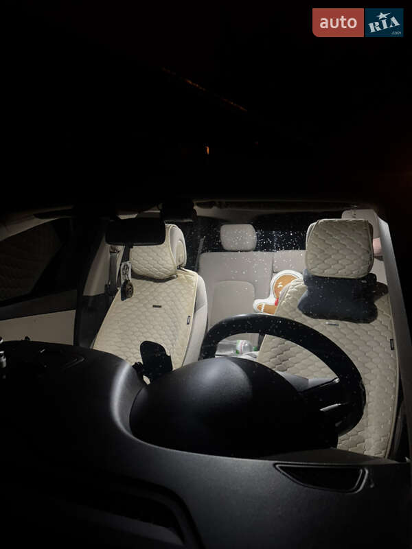 Внедорожник / Кроссовер Hyundai Santa FE 2015 в Харькове