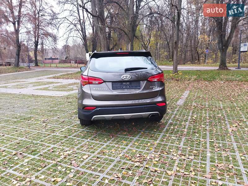 Внедорожник / Кроссовер Hyundai Santa FE 2014 в Киеве фото 8 Внедорожник / Кроссовер Hyundai Santa FE 2014 в Киеве