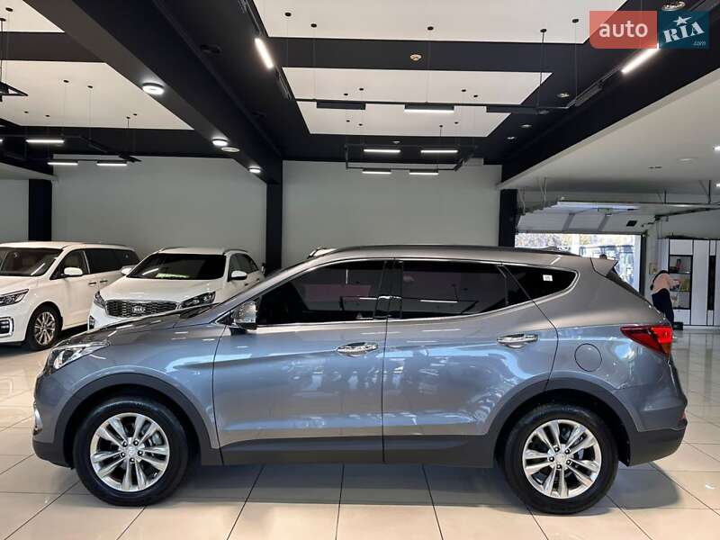 Внедорожник / Кроссовер Hyundai Santa FE 2015 в Одессе