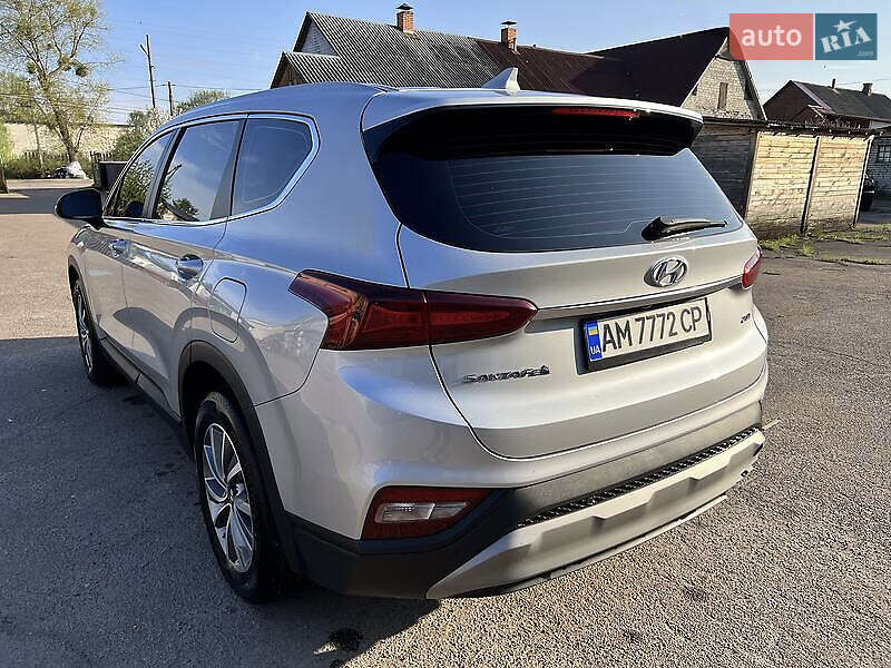 Внедорожник / Кроссовер Hyundai Santa FE 2018 в Одессе