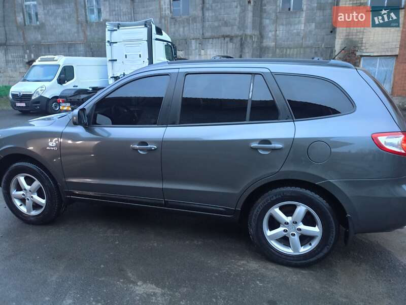 Внедорожник / Кроссовер Hyundai Santa FE 2007 в Корце