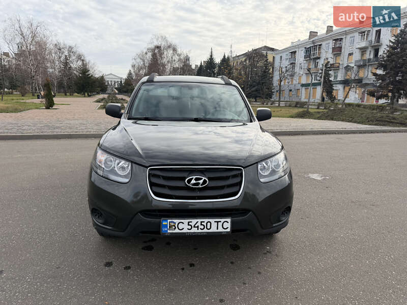 Внедорожник / Кроссовер Hyundai Santa FE 2012 в Краматорске